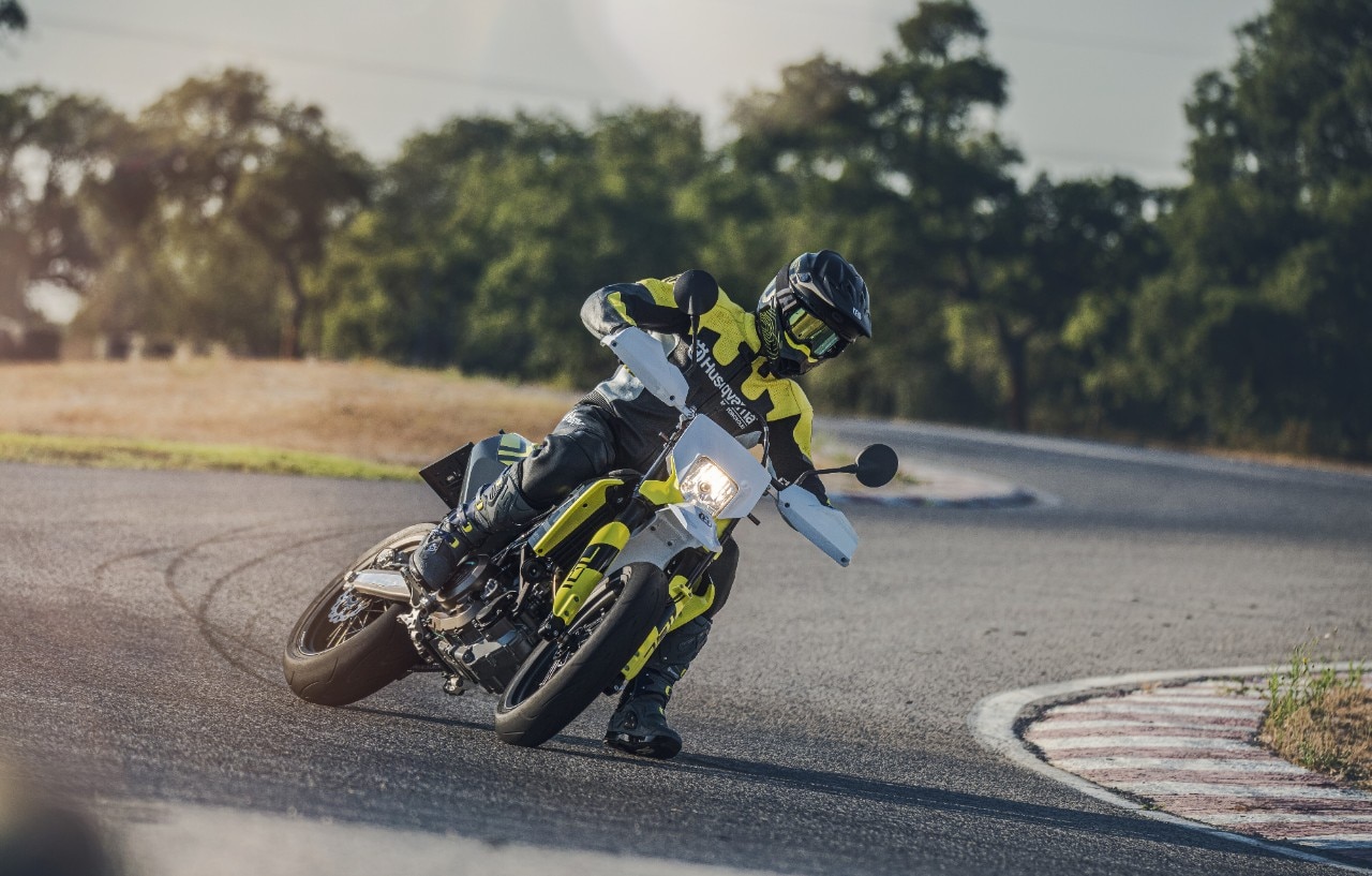 Husqvarna 701 Enduro e 701 Supermoto 2023